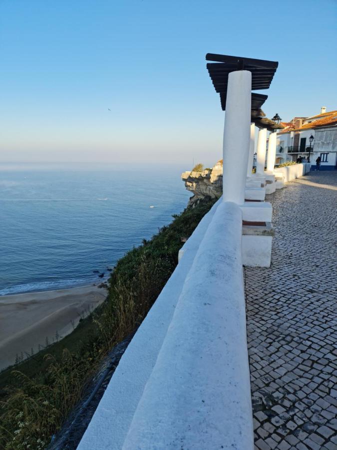 White Swell By Sitio Da Nazare Apartment Exterior photo